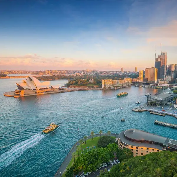 australia group tour 1 600x600