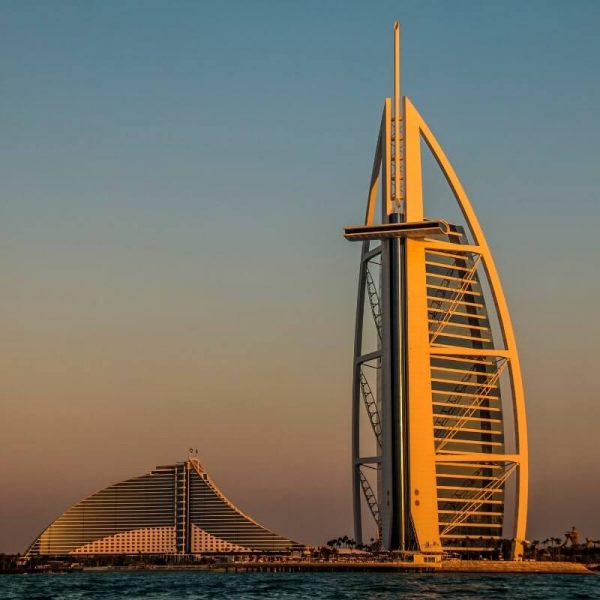 dubai group tour 600x600