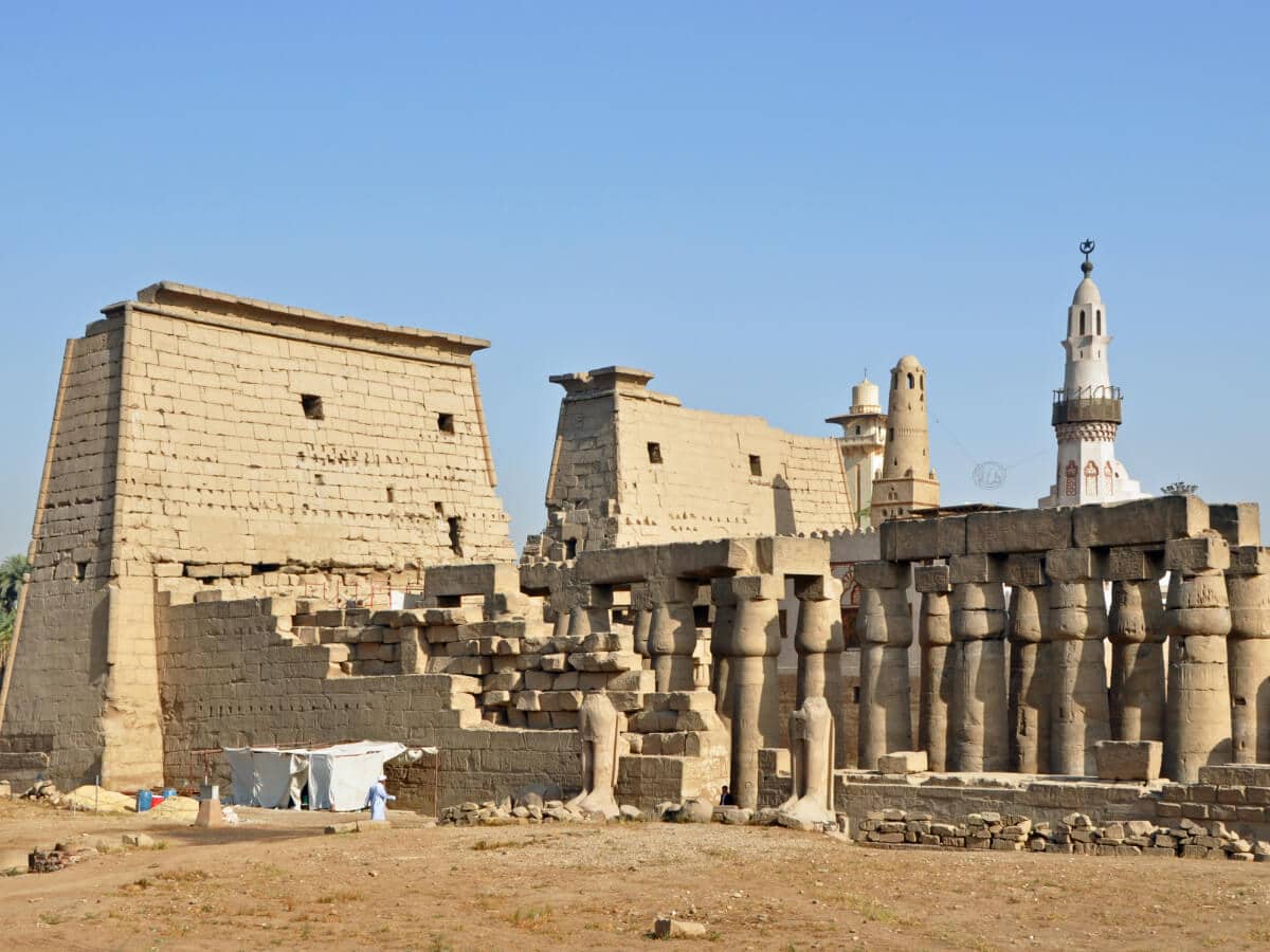 Middle East luxor temple holiday trip