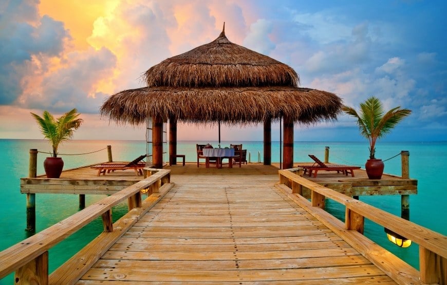 Island resorts in maldives